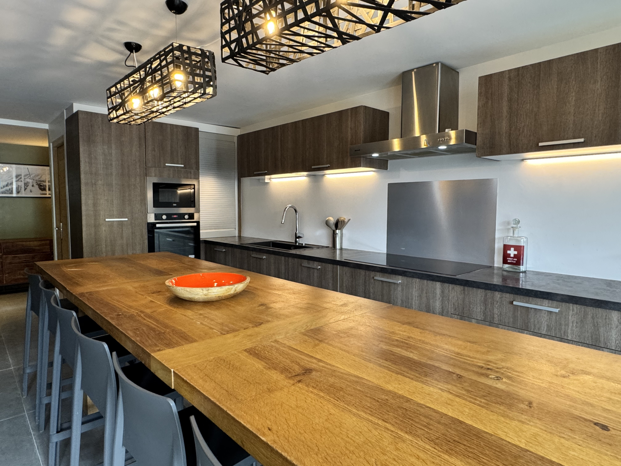 Agence immobilière de Amélie DANEL - Agence du Glacier 3600
