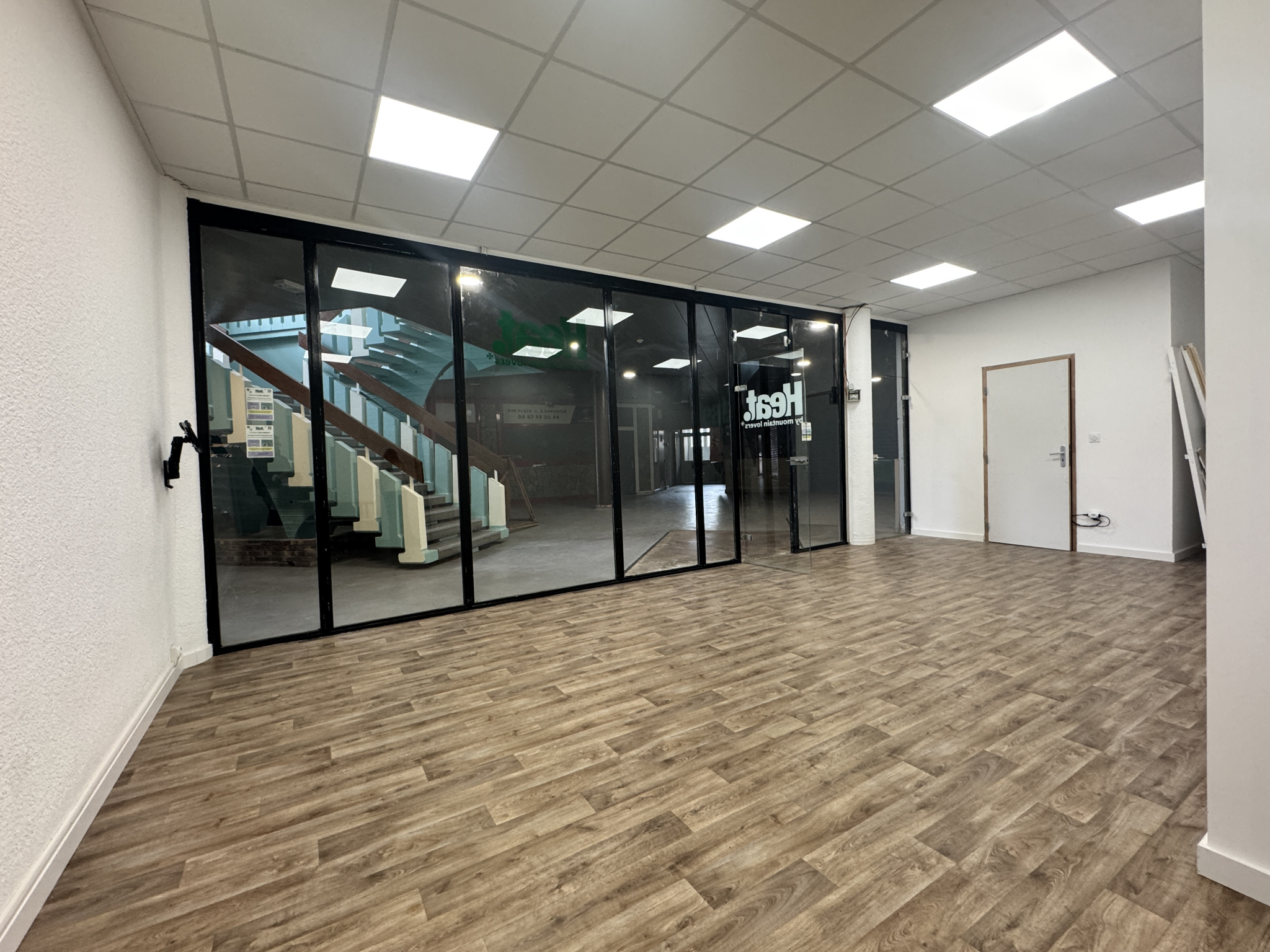 Murs commerciaux rénovés - 78,81 m2 - Opportunité d'investissement !